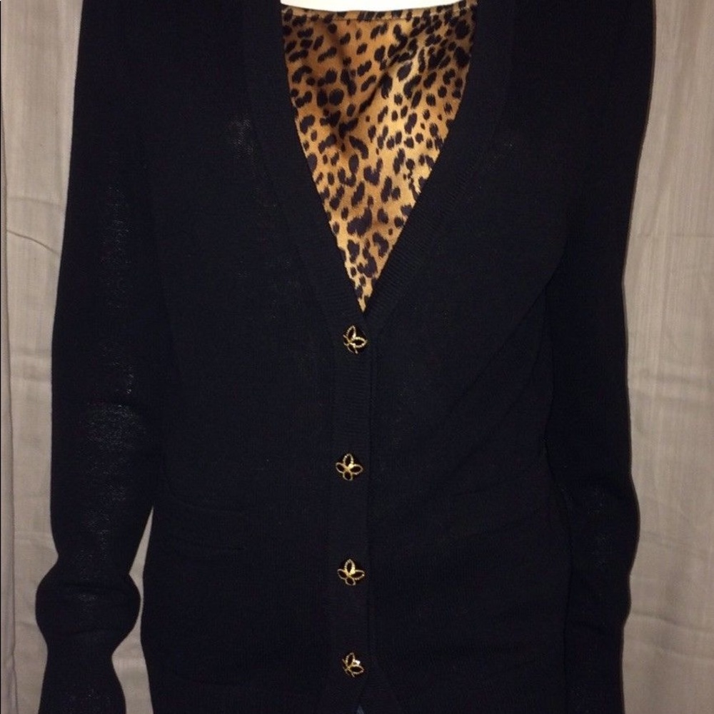 Sweater - Picture 2 of 8